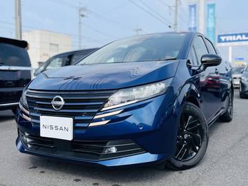 1.2 X 90周年記念車 自社社用車　全周囲カメラ　踏み間違い防止