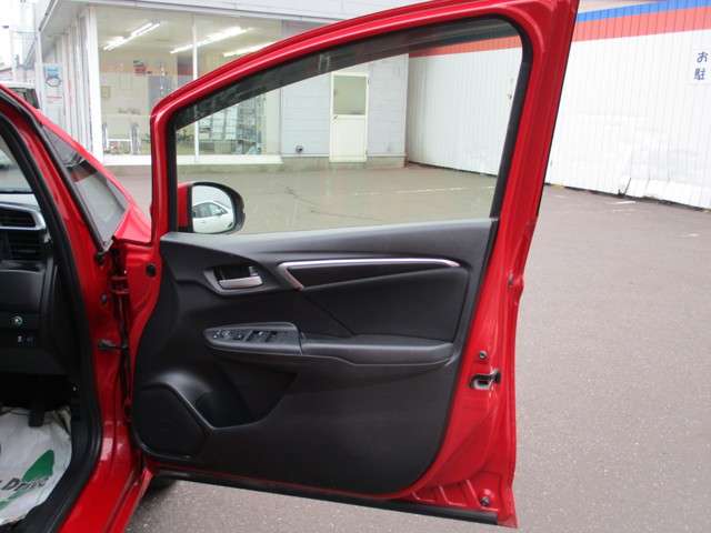 日産プリンス札幌販売株式会社 室蘭中古車センター 北海道 フィット ホンダの在庫詳細から中古車を探す 日産公式中古車検索サイト