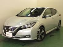 日産 リーフ X 10万台記念車 エマージェンシーブレーキ・バックカメラ付