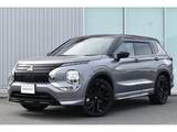 三菱 アウトランダー 2400cc PHEV 2.4 ブラック エディション 4WD 7人乗り　純9ナビ　TV　マイパイロット