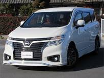 日産 エルグランド 2500cc 2.5 250ハイウェイスター S ジェットブラック アーバンクロム 後席モニタ-　AVM　本革Pシート