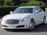 日産 シーマハイブリッド 3500cc 3.5 電動ガラスルーフ　本革電動シート　BOSE