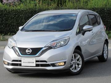 1.2 e-POWER メダリスト ワンオ-ナ-車　エマブレ　AVM　MナビTV