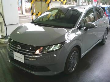 1.2 X 試乗車　純正大画面ナビTV　バックモニター