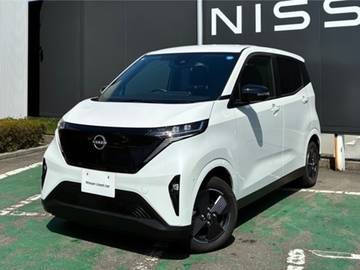 X 社用車UP・純正9型ナビ・AVM・充電ケーブル