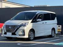 日産 セレナ 2000cc 2.0 ハイウェイスター V 4WD 全周囲カメラ　プロパイロット　ナビ