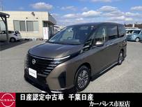 日産 セレナ 1400cc 1.4 e-4ORCE ハイウェイスターV 4WD