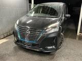 日産 セレナ 1200cc 1.2 e-POWER ハイウェイスター V アーバンクロム 後席モニター・寒冷地仕様