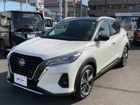 日産 キックス 1200cc 1.2 X FOUR ツートーン インテリアエディション(e-POWER) 4WD 試乗車UP プロパイロット ワイドナビTV ETC