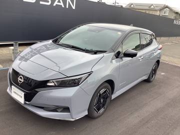 e+ X 日産ワイド保証プレミアム2年付き
