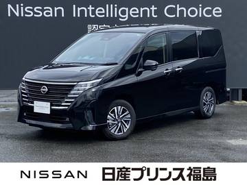 セレナ 1.4 e-4ORCE ハイウェイスターV 4WD 試乗車　純正ナビレコ　ETC 全周囲カメラ