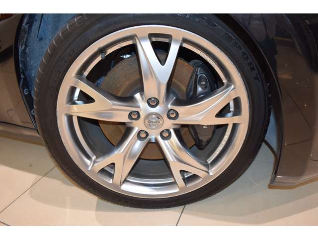 奈良日産自動車株式会社 中古車登美ヶ丘店 奈良県 フェアレディzロードスター 日産の在庫詳細から中古車を探す 日産公式中古車検索サイト