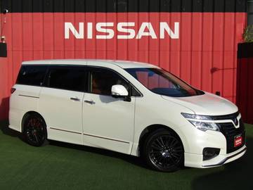 2.5 250ハイウェイスター S ジェットブラック アーバンクロム タンレザーシート　後席モニター　ドラレコ