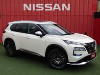 日産 エクストレイル 1500cc 1.5 AUTECH アドバンスト パッケージ e-4ORCE 4WD サンルーフ　BOSE　コネクトナビ　黒革内装