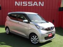 日産 デイズ 660cc 660 X ワンオーナー　純正ナビ　全周囲カメラ