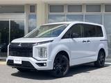 三菱 デリカD：5 2300cc 2.2 ブラック エディション ディーゼルターボ 4WD 登録済未使用車　アラウンドモニター