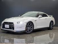 日産 GT-R 3800cc 3.8 ピュアエディション 4WD MY14　室内展示　純正ナビ　TV