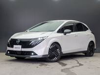 日産 ノートオーラ 1200cc 1.2 G OP3エアロパーツ　純正9型ナビ