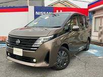 日産 セレナ 1400cc 1.4 e-4ORCE XV 4WD 試乗車アップ　寒冷地仕様　コネクトナビ