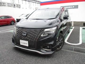 3.5 350ハイウェイスター プレミアム アーバンクロム 4WD 禁煙車　ワンオーナー　4WD　後席モニター