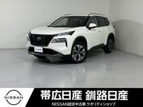 日産 エクストレイル 1500cc 1.5 X e-4ORCE 4WD ETC付きナビ付き3列シートオートバックドア