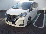 日産 セレナ 1200cc 1.2 e-POWER ハイウェイスター V ワンオーナー　禁煙車　プロパイロット　10