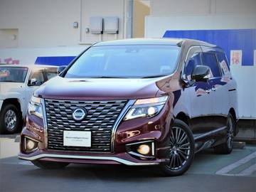 2.5 250ハイウェイスターS アーバンクロム ダイナミックパッケ-ジ　アラウンドビュー