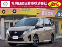 日産 セレナ 1400cc 1.4 e-4ORCE ハイウェイスターV 4WD 試乗車UP・プロパイロット・メーカーナビ・