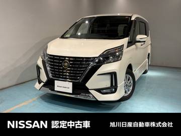 2.0 ハイウェイスター V 4WD アラウンドビューモニター　プロパイロット