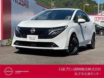 1.2 G メモリーナビ・アラウンドビューモニター・
