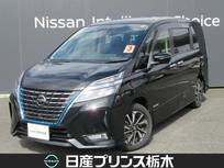 日産 セレナ 1200cc 1.2 e-POWER ハイウェイスター V 純正10インチナビ　後席モニター