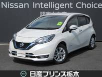 日産 ノート 1200cc 1.2 e-POWER メダリスト 純正ナビ(MM318D-W)