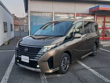 1.4 e-4ORCE ハイウェイスターV 4WD 当社元試乗車　日産コネクトナビ