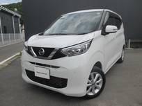 日産 デイズ 660cc 660 X 4WD ナビ　全周囲カメラ