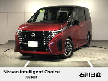 1.4 e-POWER ルキシオン 当社試乗車　後席モニター　7人乗り