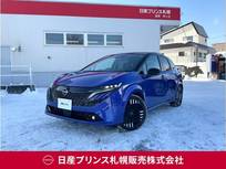 日産 ノートオーラ 1200cc 1.2 G FOUR レザーエディション 4WD 試乗車アップ/BOSEパーソナルプラスサウン