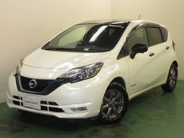 1.2 e-POWER X ブラックアロー