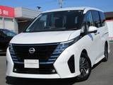 日産 セレナ 1400cc 1.4 e-POWER ルキシオン 社有車 プロパイロット コネクトナビ