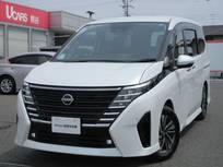日産 セレナ 1400cc 1.4 e-POWER ハイウェイスターV セカンドスライドアップシート プロパイロット コネクトナビ 後席モニター