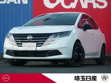 1.2 X 90周年記念車 禁煙車　ナビ　テーラーフィットシート