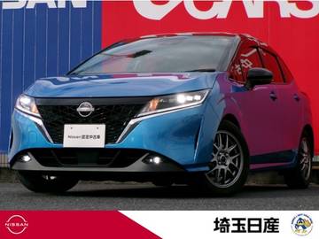 1.2 X 禁煙車　9インチモニターナビ