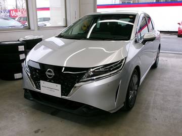 1.2 X 禁煙車　コネクトナビ　全周囲カメラ