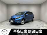 日産 ノート 1200cc 1.2 e-POWER メダリスト FOUR 4WD ワンオーナー新品夏タイヤ付クルーズコント
