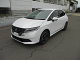 日産 ノート 1200cc 1.2 X FOUR 4WD