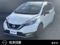 日産 ノート 1200cc 1.2 e-POWER X シーギア リミテッド ワンオーナー
