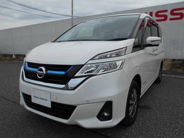 セレナ 1.2 e-POWER XV
