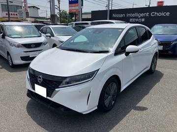 1.2 X 純正ナビ&アラウンドビューモニター