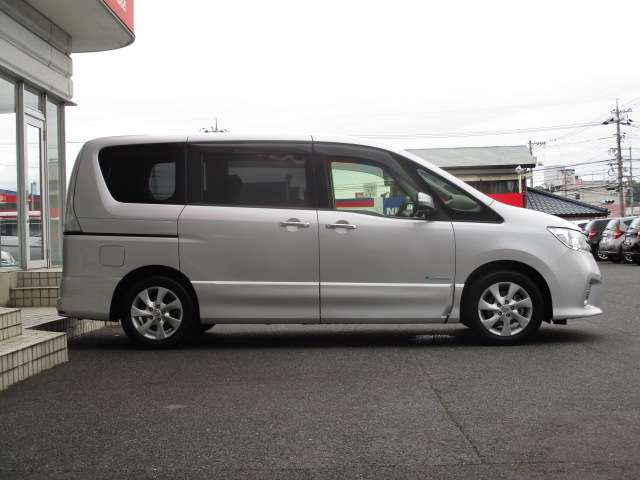 山口日産自動車株式会社 ステージ23周南店 山口県 セレナ 日産の在庫詳細から中古車を探す 日産公式中古車検索サイト