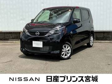 660 X 4WD 当社元社有車　大型画面純正メモリーナビ