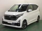 日産 デイズ 660cc 660 ハイウェイスターX 元展示・試乗車　純正メモリーナビ